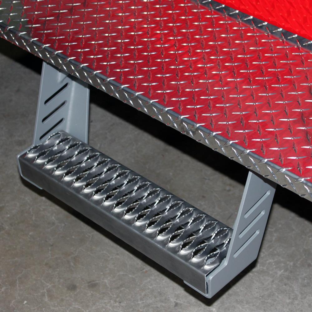 Ziamatic Corporation » Retractable Vehicle Step 75/8″ Drop